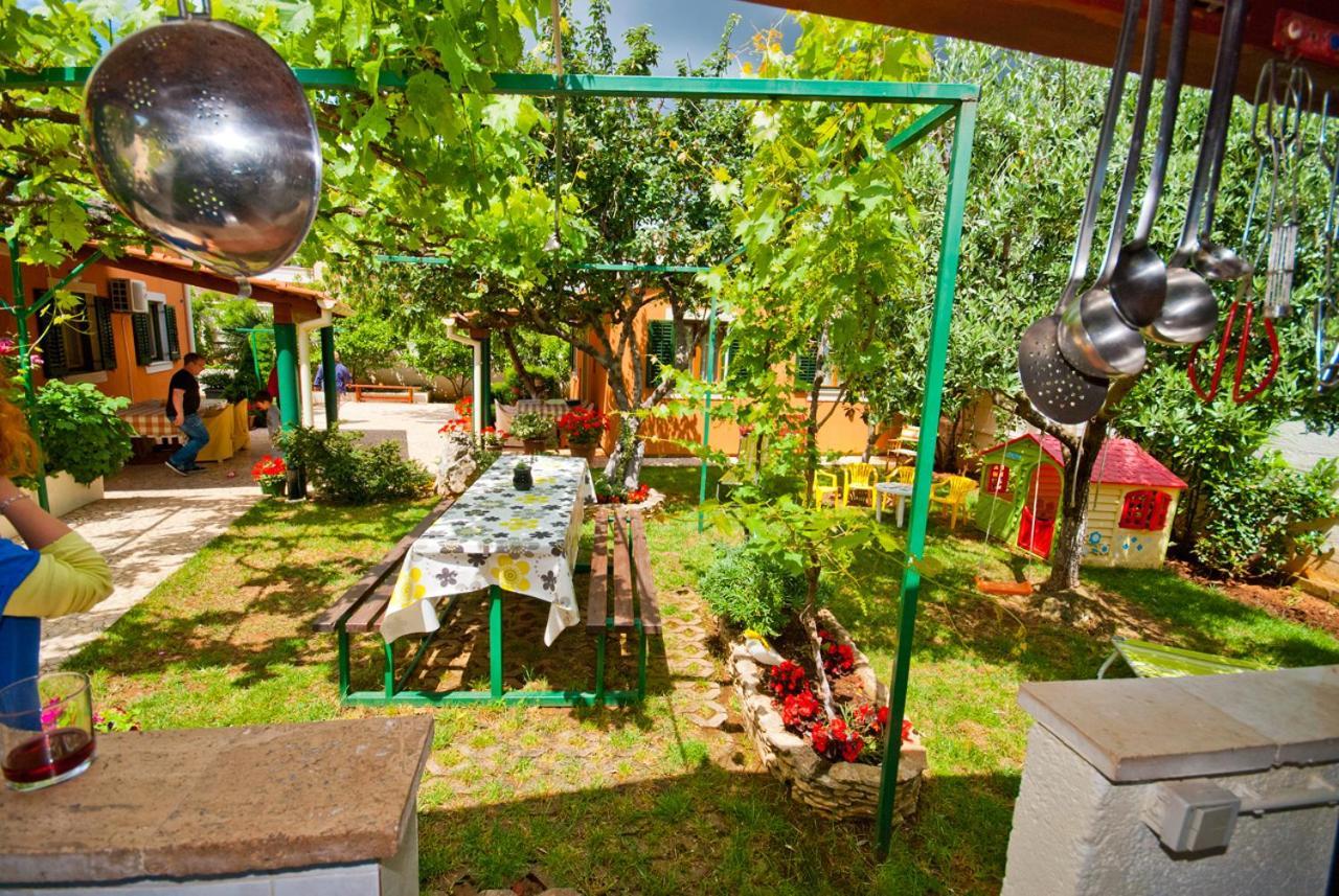 Guest House Bizjak فينكوران المظهر الخارجي الصورة